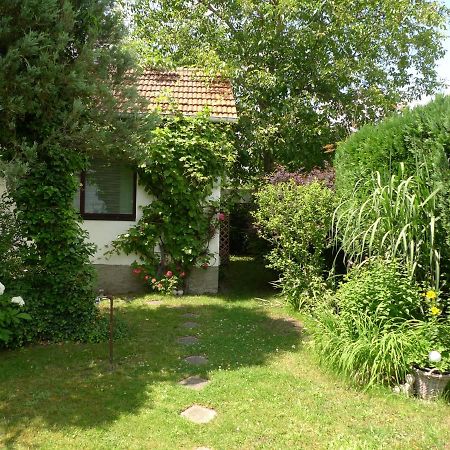 Gemuetliches Gaestehaus Berlin Bohnsdorf, Naehe Flughafen Schoenefeld Luaran gambar